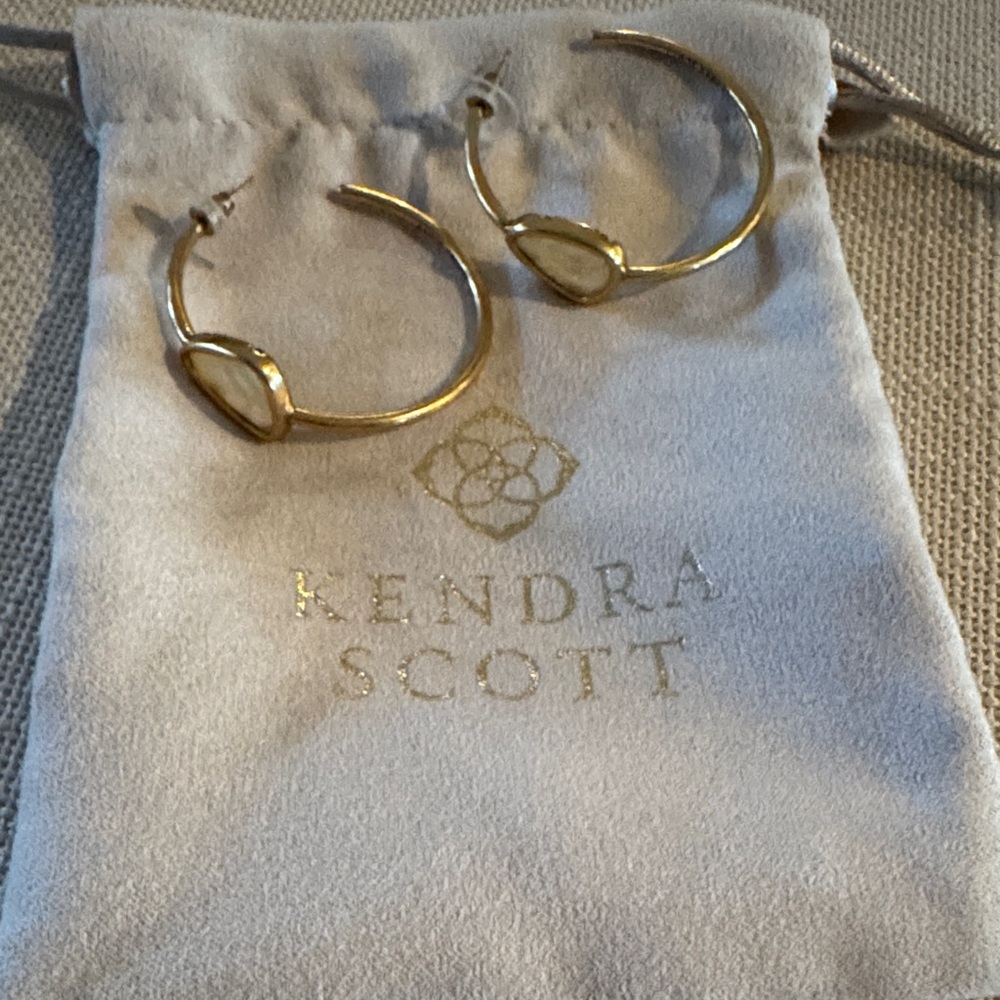 Kendra Scott Gold Hoop Earrings with Cream Accents